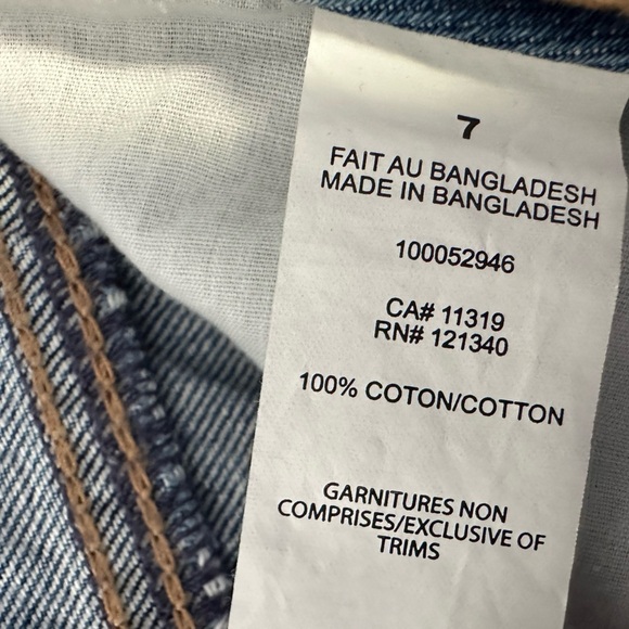 Garage Denim High-Rise Mom Shorts - Size 7 / 28 - Picture 9 of 9